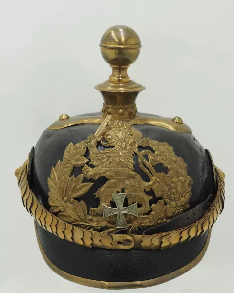 Hessen 25th Artillery Reserve Officer Pickelhaube Visuel 1 principal